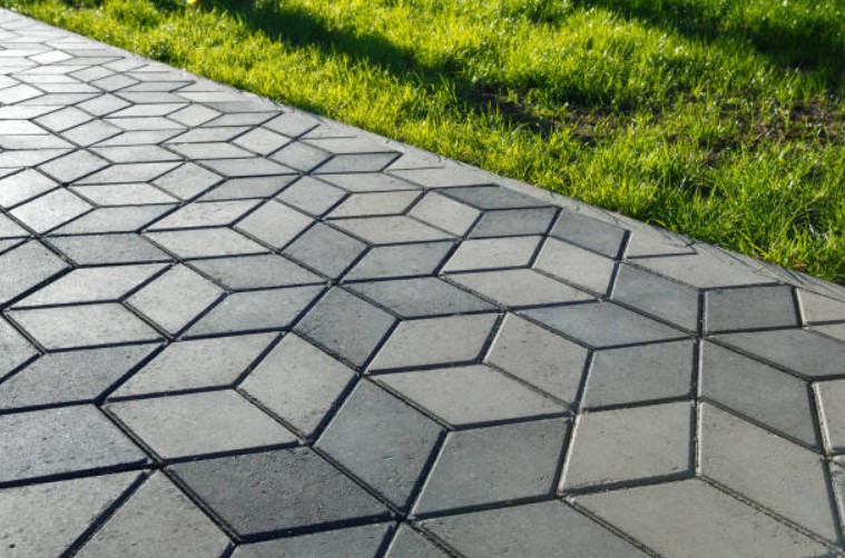 Choosing a Paving Contractor Top Tips to Keep in Mind